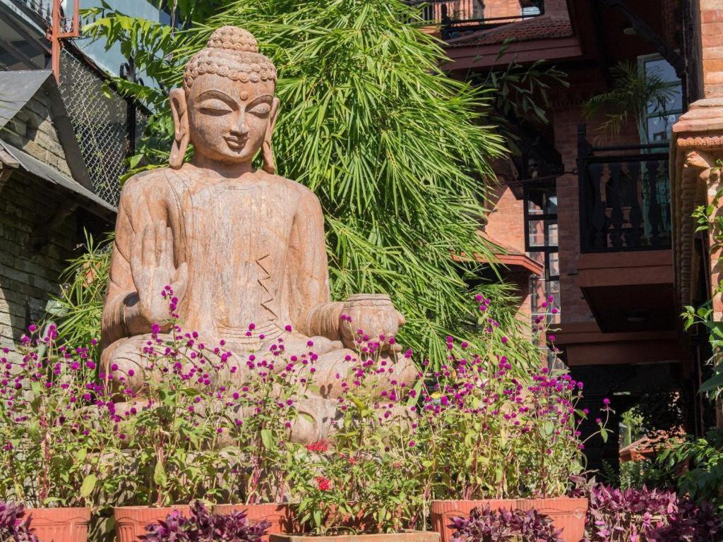 Heritage Hotel Suites And Spa Pokhara Exterior foto